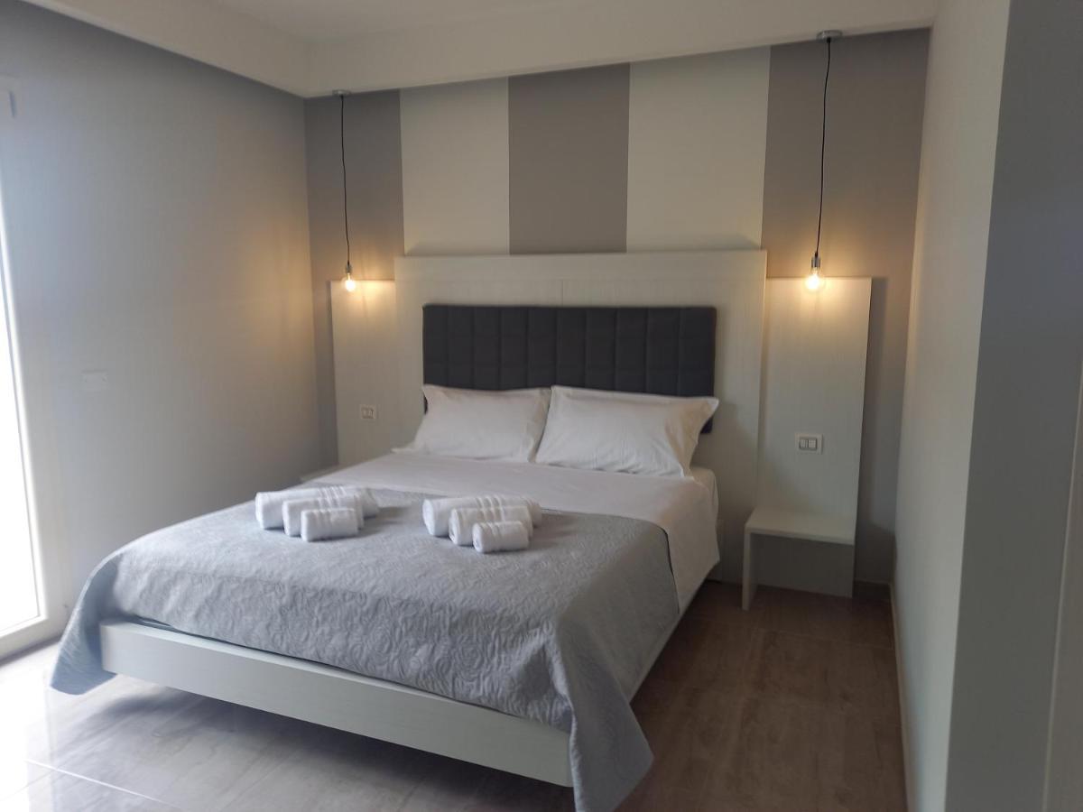 Blue Marine - Free Parking Hotel Тропеа Екстериор снимка