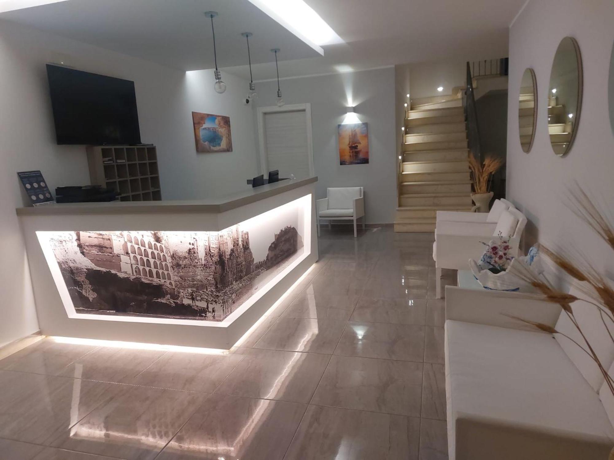 Blue Marine - Free Parking Hotel Тропеа Екстериор снимка